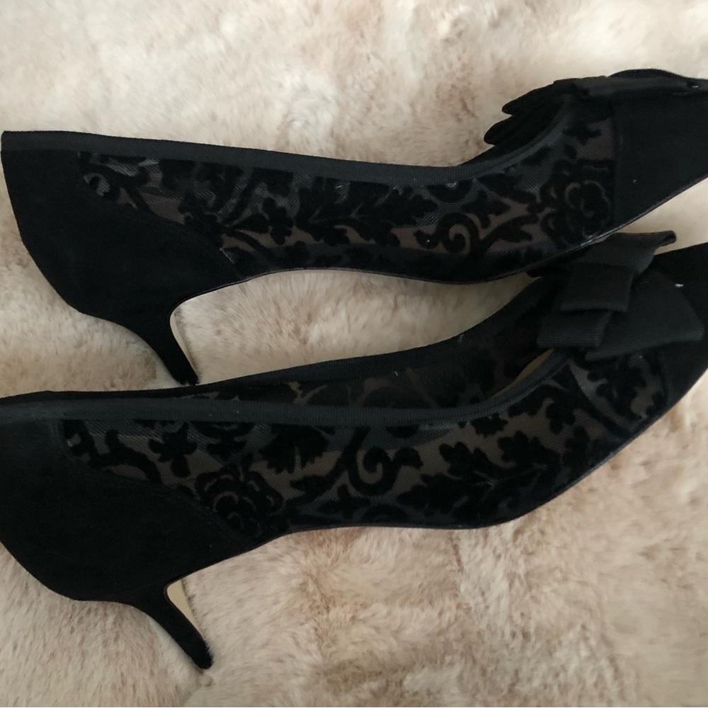 TalbotsBlack Suede Women's Shoes with Lace Effect Cut-Out & Fabric Bow Size 10
